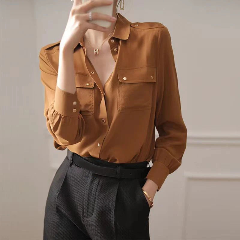 Long Sleeved  Blouses Elegant Women's Autumn Dress 2023 New High-end White Shirt Women's Commuting Design Sense Small Retro Top
